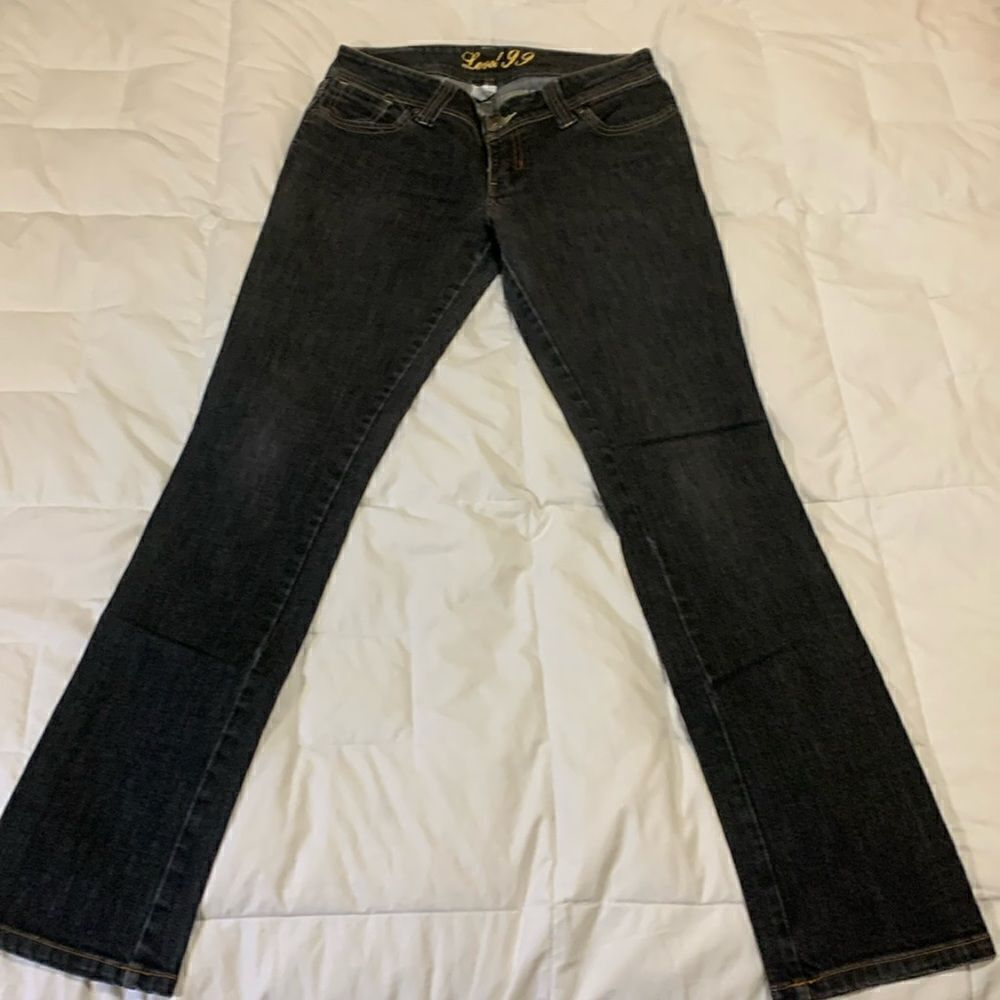 LEVEL 99, ladies straight leg, size 28 waist, great condition